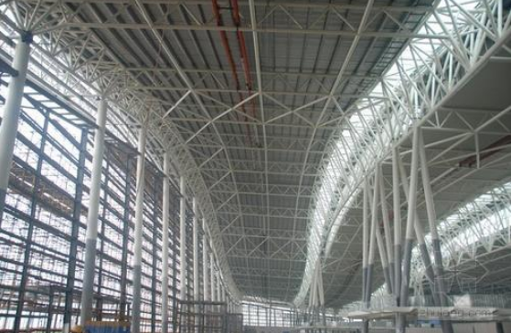 五指山浅谈管桁架结构名目弯管加工防锈处理的方法